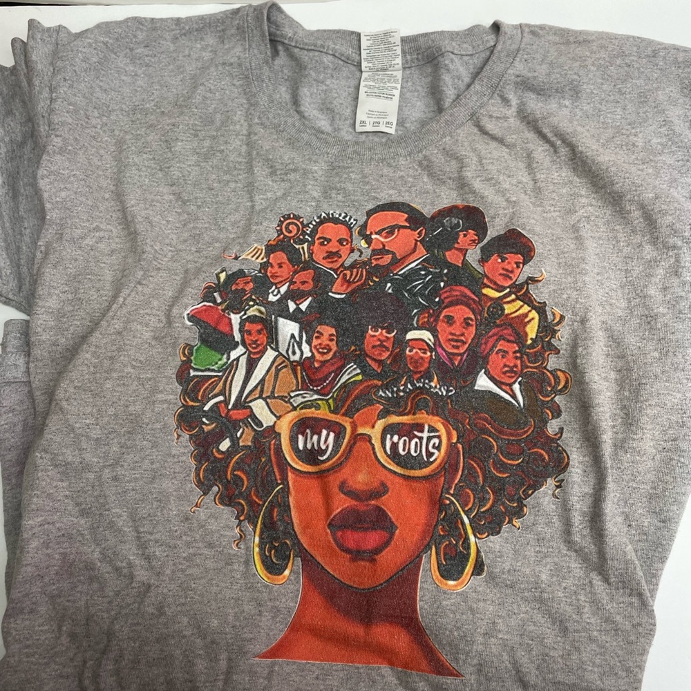 Graphic tee